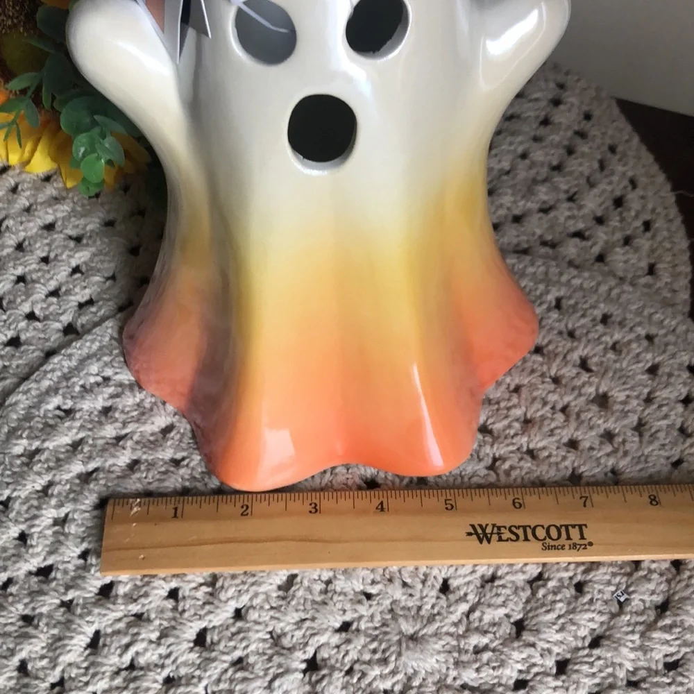 Ceramic LED Ghost Decor - Picture 5 of 9